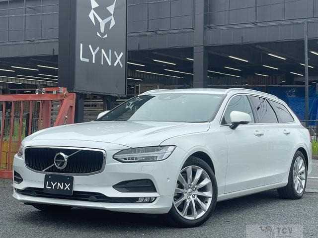 2017 Volvo V90