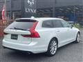 2017 Volvo V90