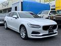 2017 Volvo V90