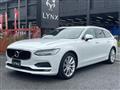 2017 Volvo V90