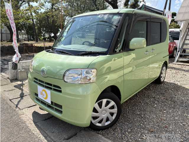 2013 Daihatsu Tanto