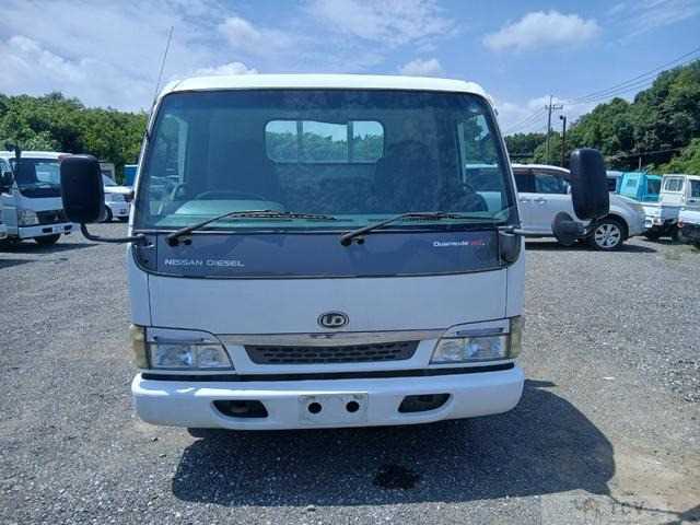 2003 Nissan Condor