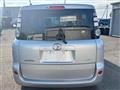 2009 Toyota Sienta