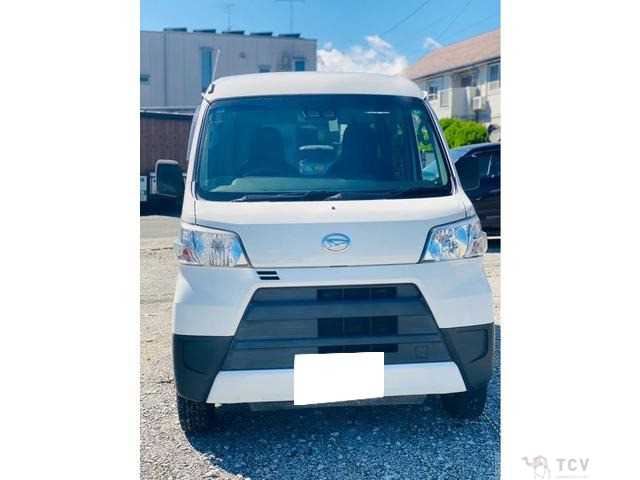2018 Daihatsu Hijet Cargo