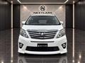 2014 Toyota Alphard G