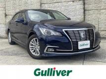 2017 Toyota Crown Royal Series