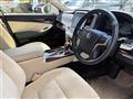 2015 Toyota Crown Royal Series