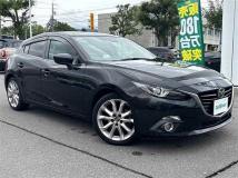 2014 Mazda Axela Sport
