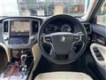 2017 Toyota Crown Royal Series