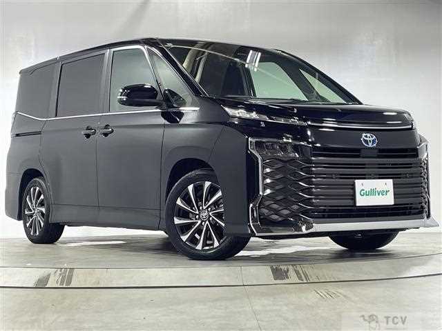 2023 Toyota Voxy