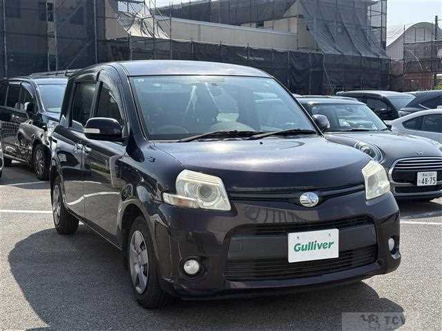 2011 Toyota Sienta