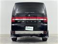 2017 Mitsubishi Delica D5