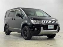2017 Mitsubishi Delica D5