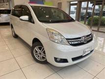 2014 Toyota Isis
