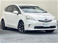 2013 Toyota PRIUS α