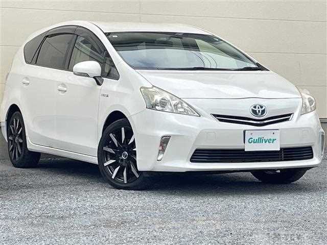 2013 Toyota PRIUS α