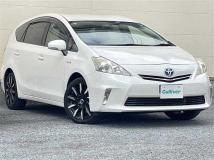 2013 Toyota PRIUS α