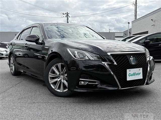 2016 Toyota Crown Hybrid