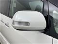 2010 Toyota Estima
