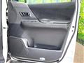 2014 Toyota Alphard