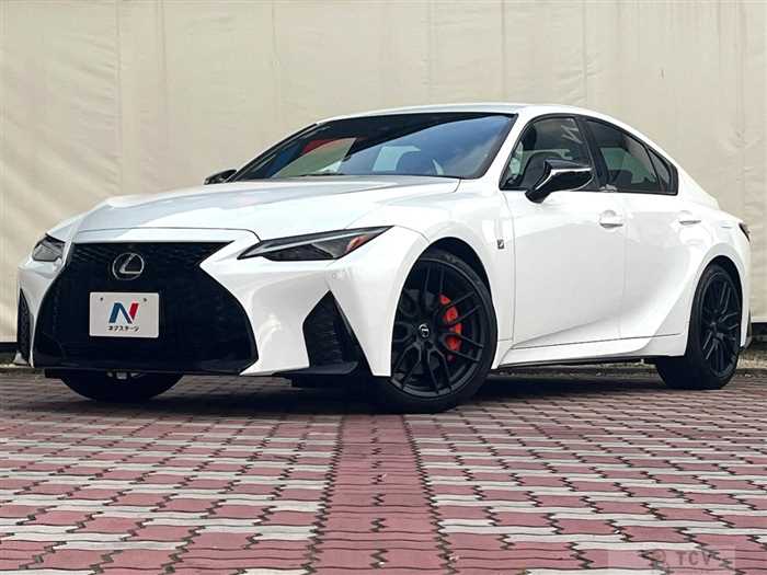 2021 Lexus IS