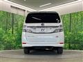 2012 Toyota Vellfire