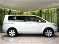 2014 Mitsubishi Delica D5