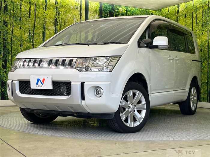 2017 Mitsubishi Delica D5