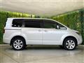 2017 Mitsubishi Delica D5