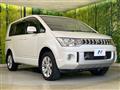 2017 Mitsubishi Delica D5