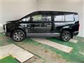 2021 Mitsubishi Delica D5