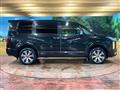 2022 Mitsubishi Delica D5