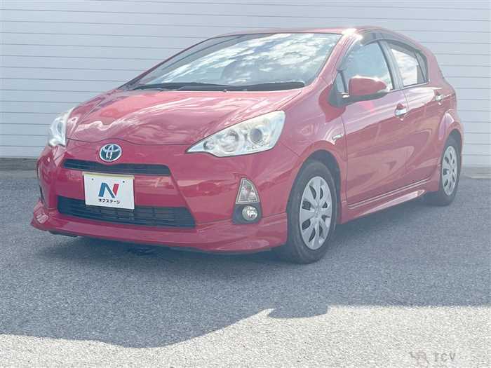 2013 Toyota AQUA