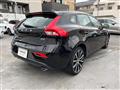 2018 Volvo V40