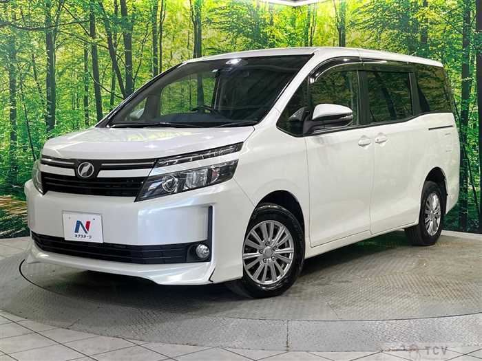 2016 Toyota Voxy