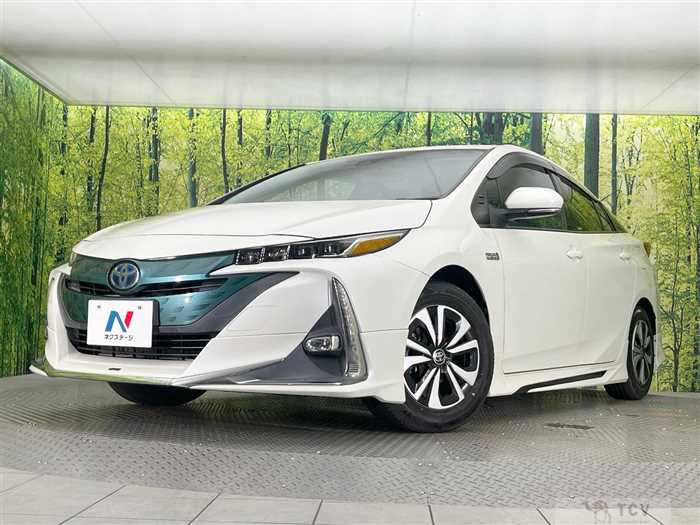 2017 Toyota Prius PHV