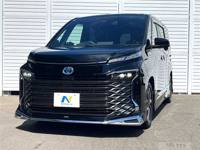 2022 Toyota Voxy