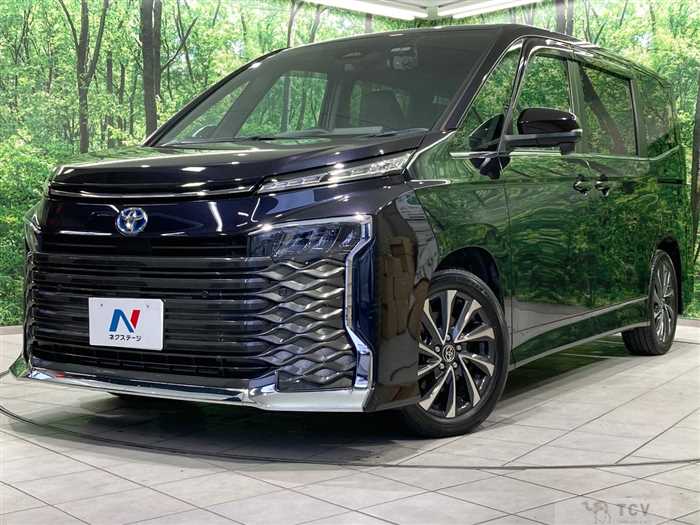 2024 Toyota Voxy