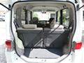 2011 Daihatsu Tanto