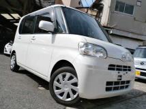 2011 Daihatsu Tanto