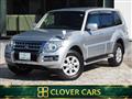 2015 Mitsubishi Pajero
