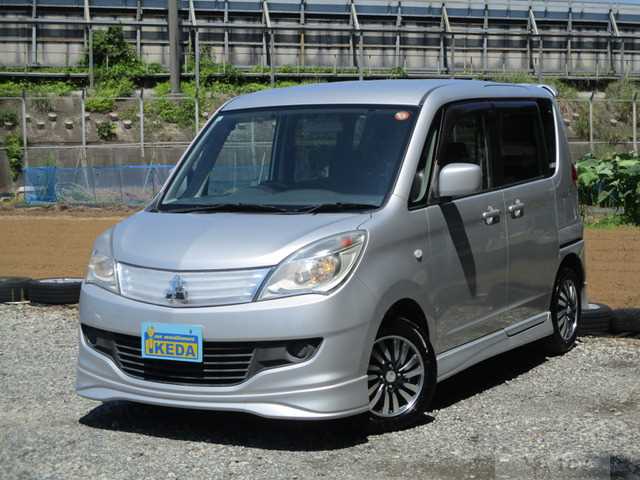 2011 Mitsubishi Delica