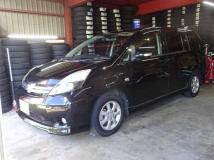 2011 Toyota Isis