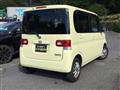 2011 Daihatsu Tanto
