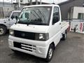 2005 Nissan Clipper Truck