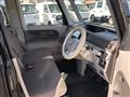 2016 Daihatsu Tanto
