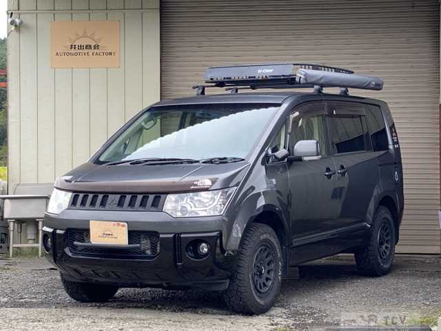 2016 Mitsubishi Delica D5