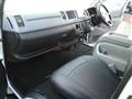 2006 Toyota Hiace Commuter