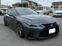 2021 Lexus IS