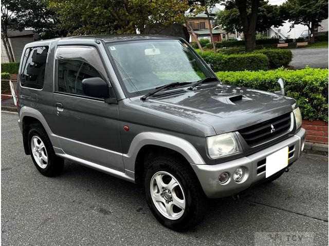2000 Mitsubishi Pajero Mini